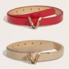 2 pièces ceintures avec boucle à détail de lettre v