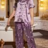 ensemble pyjama avec top à manches courtes et pantalon en faux soie à imprimé floral,