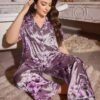 ensemble pyjama avec top à manches courtes et pantalon en faux soie à imprimé floral, ensemble pyjama avec top à manches courtes et pantalon en faux soie à imprimé floral,