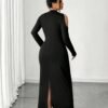robe élégante de grande taille avec un design sophistiqué