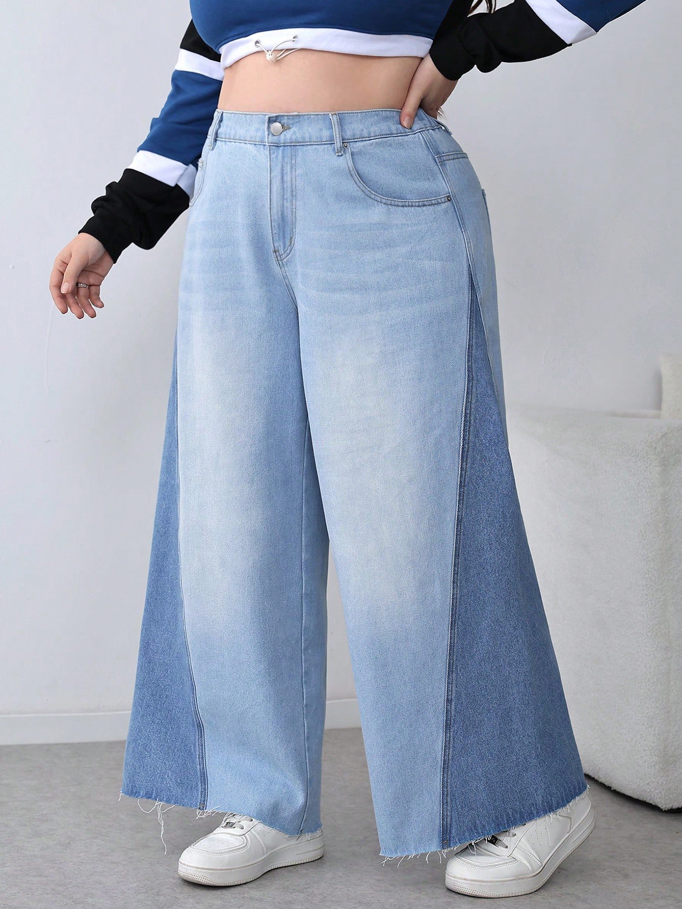 jeans taille haute Ă poches, jambes larges, jeans taille haute Ă poches, jambes larges,