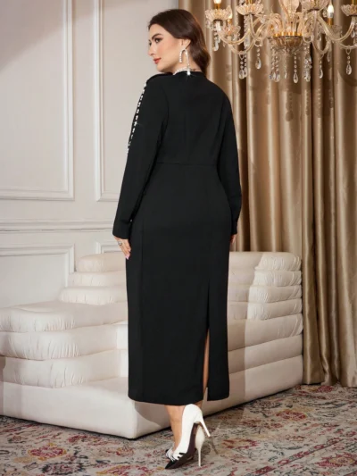 robe moulante de navettage avec taille cintrée,