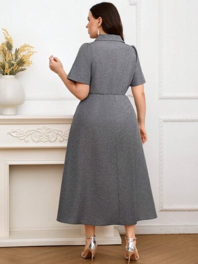 Alternative view of Robe de soirée longue de couleur unie