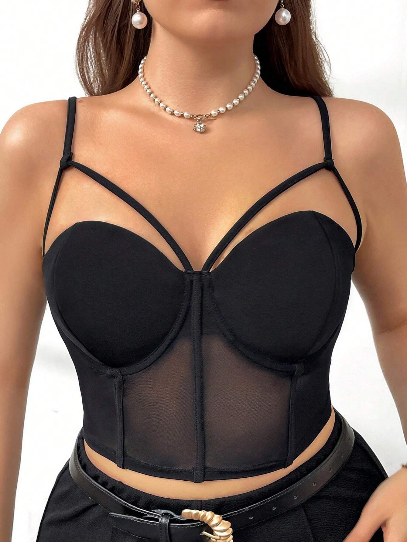 Débardeur élégant en maille noire avec design ajouré et laçage – Image 8