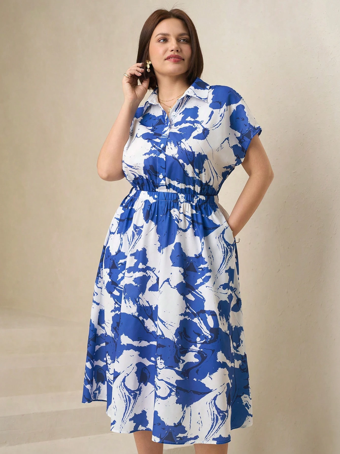 Robe-chemise décontractée à manches courtes imprimée de chauve-souris – Image 4