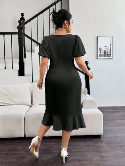 Alternative view of Robe élégante avec manches bouffantes et ourlet sirène