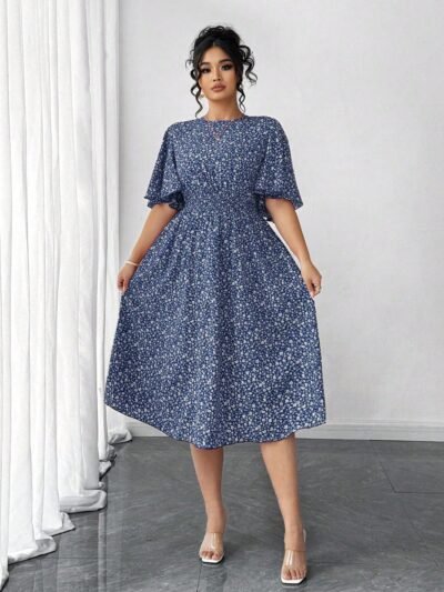 Robe midi évasée à col rond, manches à volants