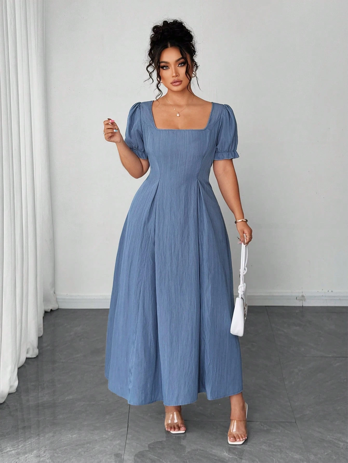 Robe évasée élégante à encolure carrée française et taille cintrée – Image 3