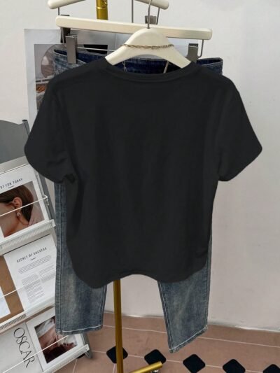 Alternative view of T-shirt ajusté casual avec faux perles