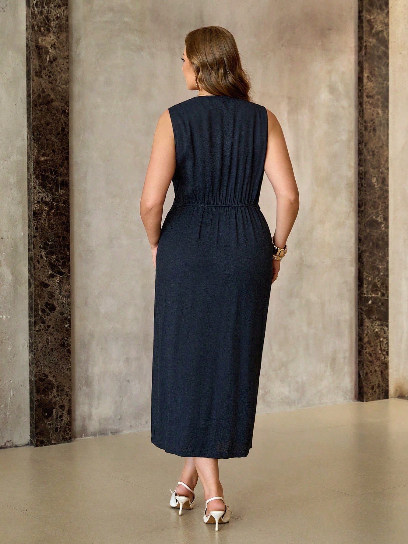 Robe sans manches en jeans – Image 2