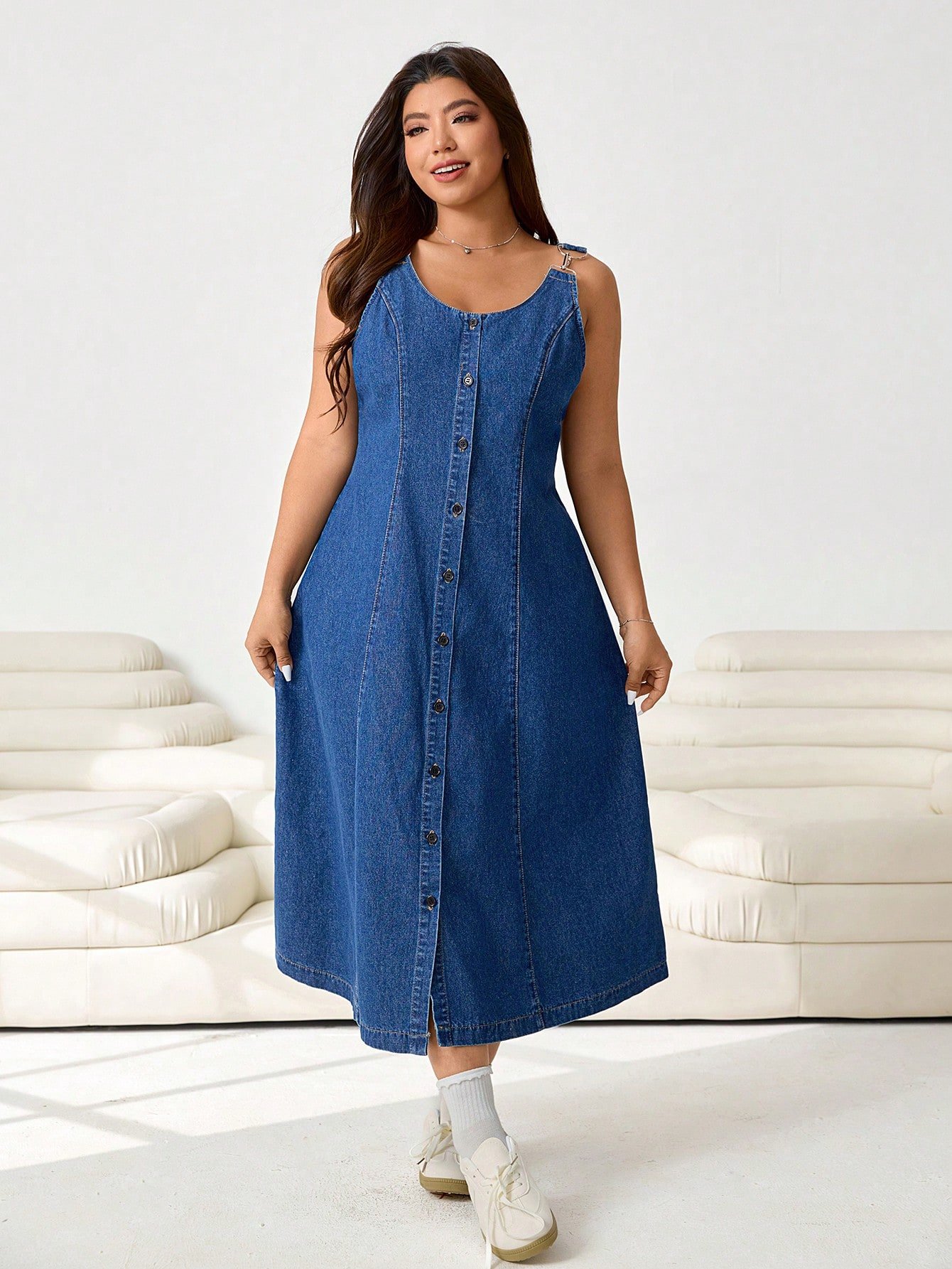 Robe salopette en jean décontractée – Image 3