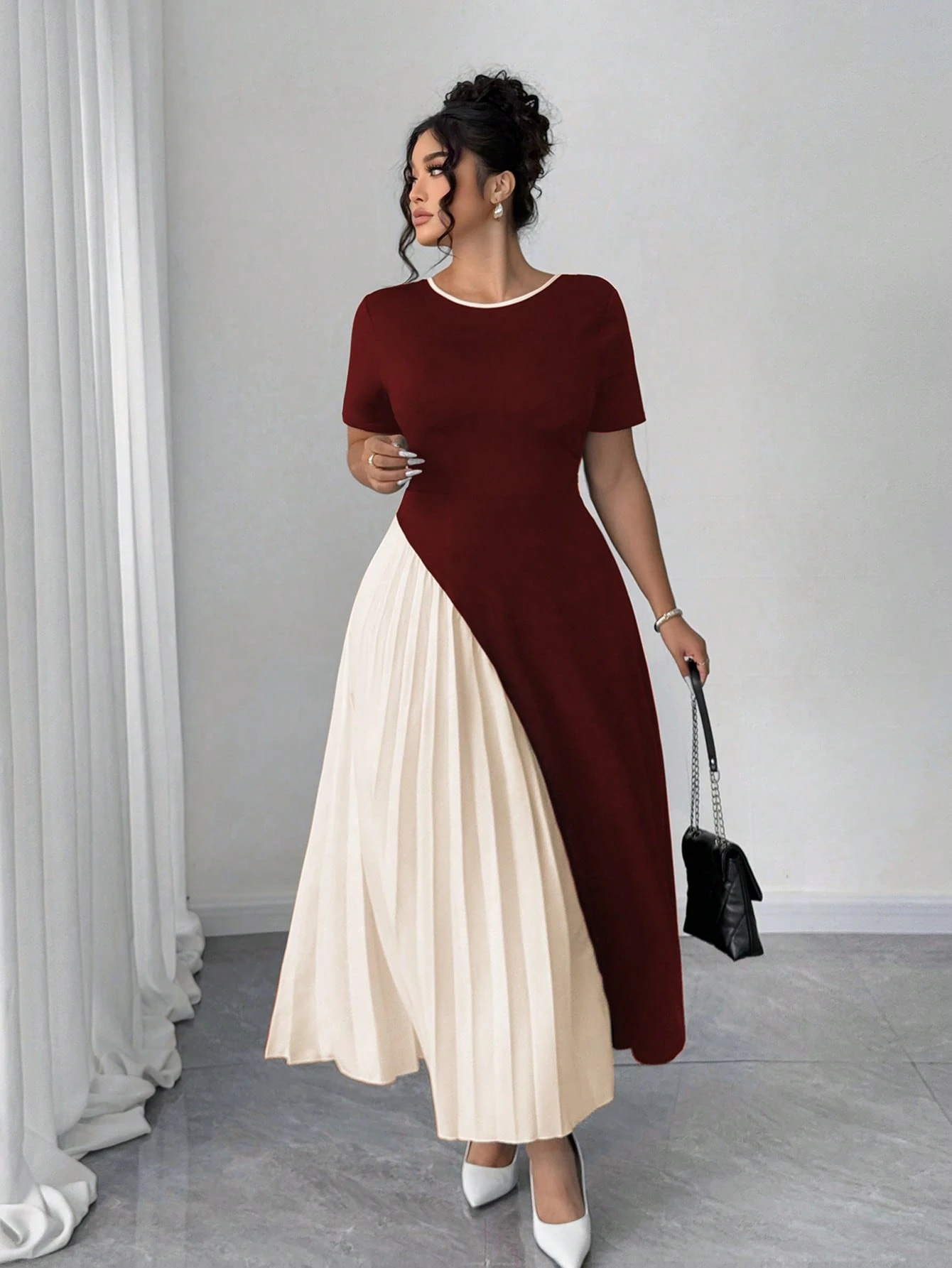 Robe à la mode de style français avec plissés, nœud papillon. – Image 5