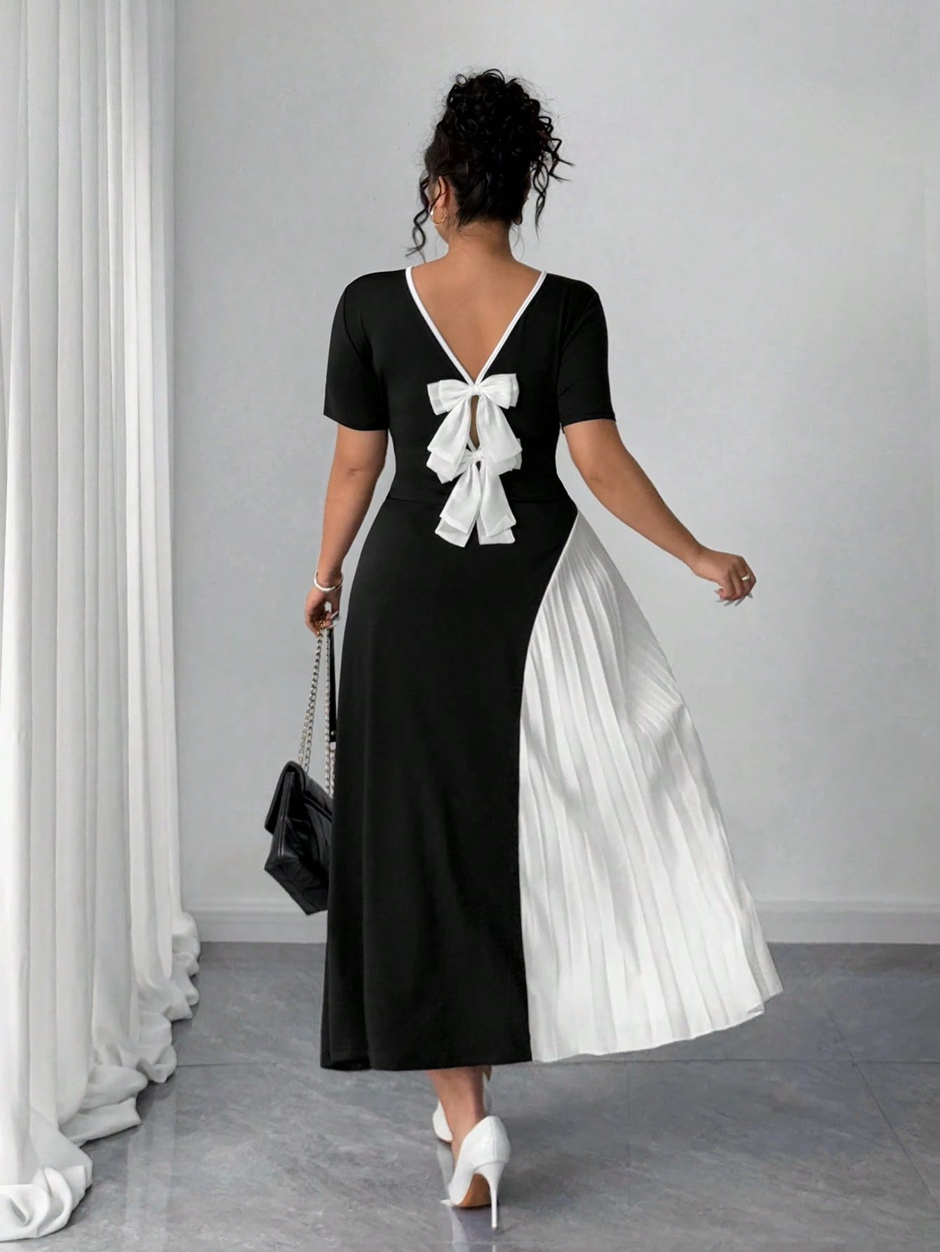 Robe plissée élégante – Image 3