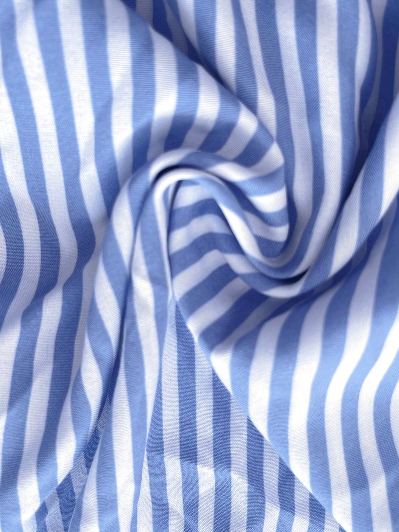 Robe décontractée à manches courtes avec boutons et imprimé rayé – Image 6