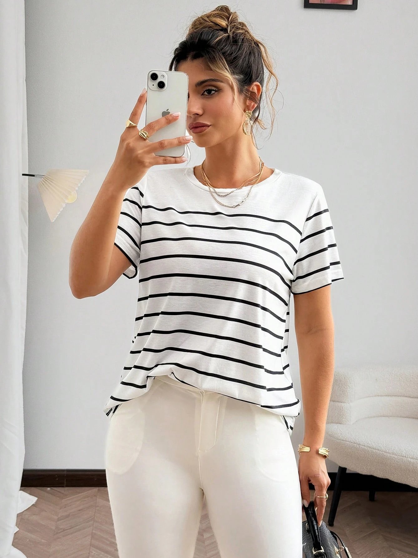 T-shirt graphique femme à col rond, manches courtes, rayé – Image 6