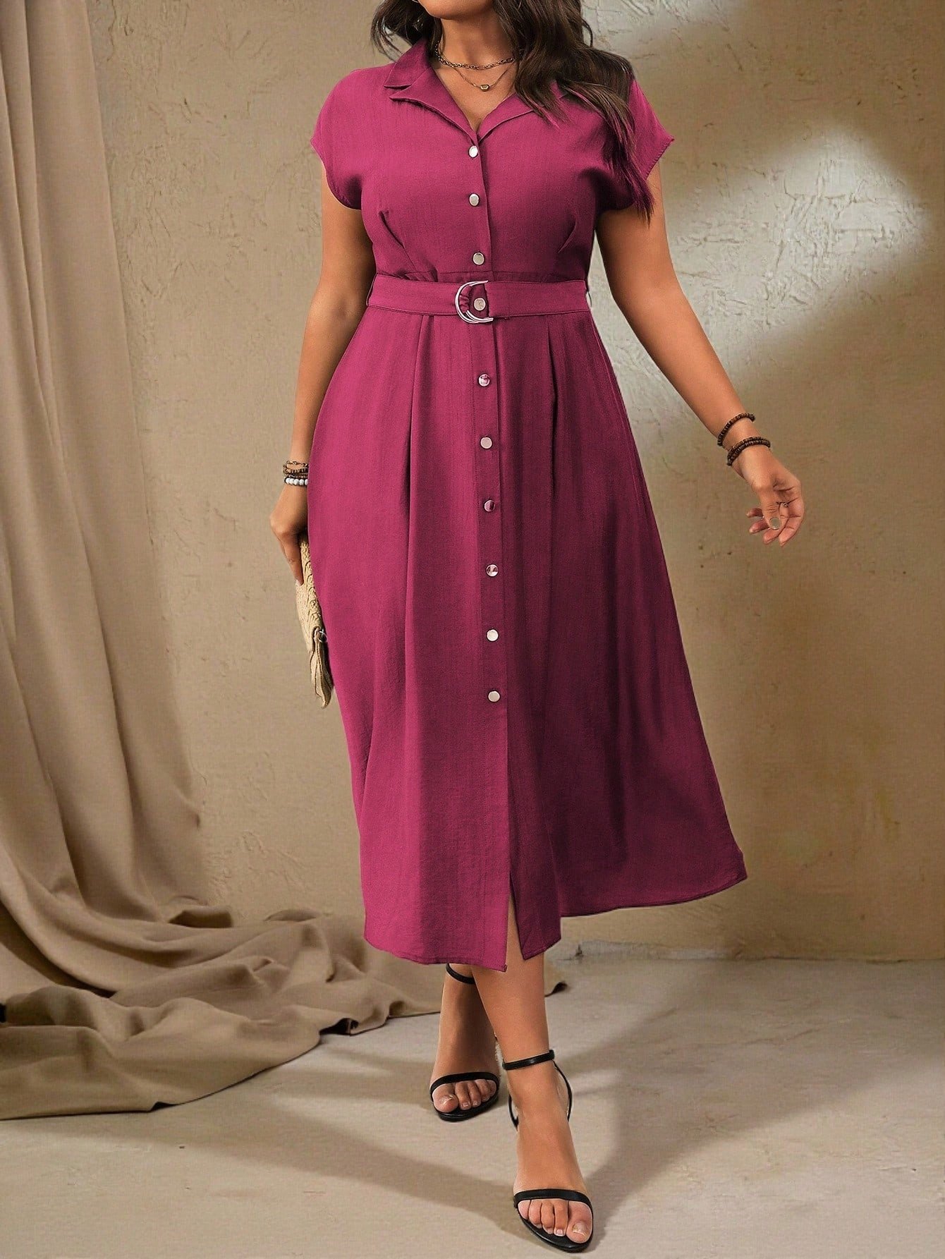 Robe longue élégante Col en V, taille cintrée, coupe évasée. – Image 7