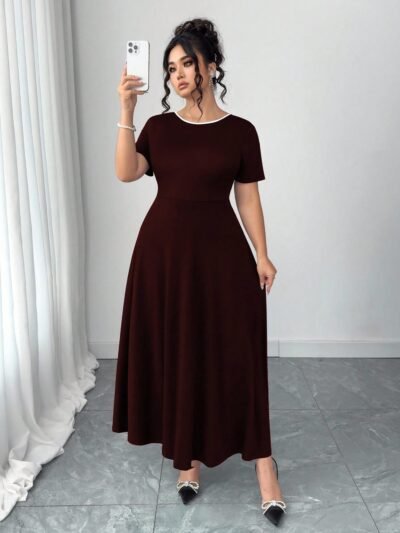Robe d'été élégante et rétro française à nœud papillon et dos nu