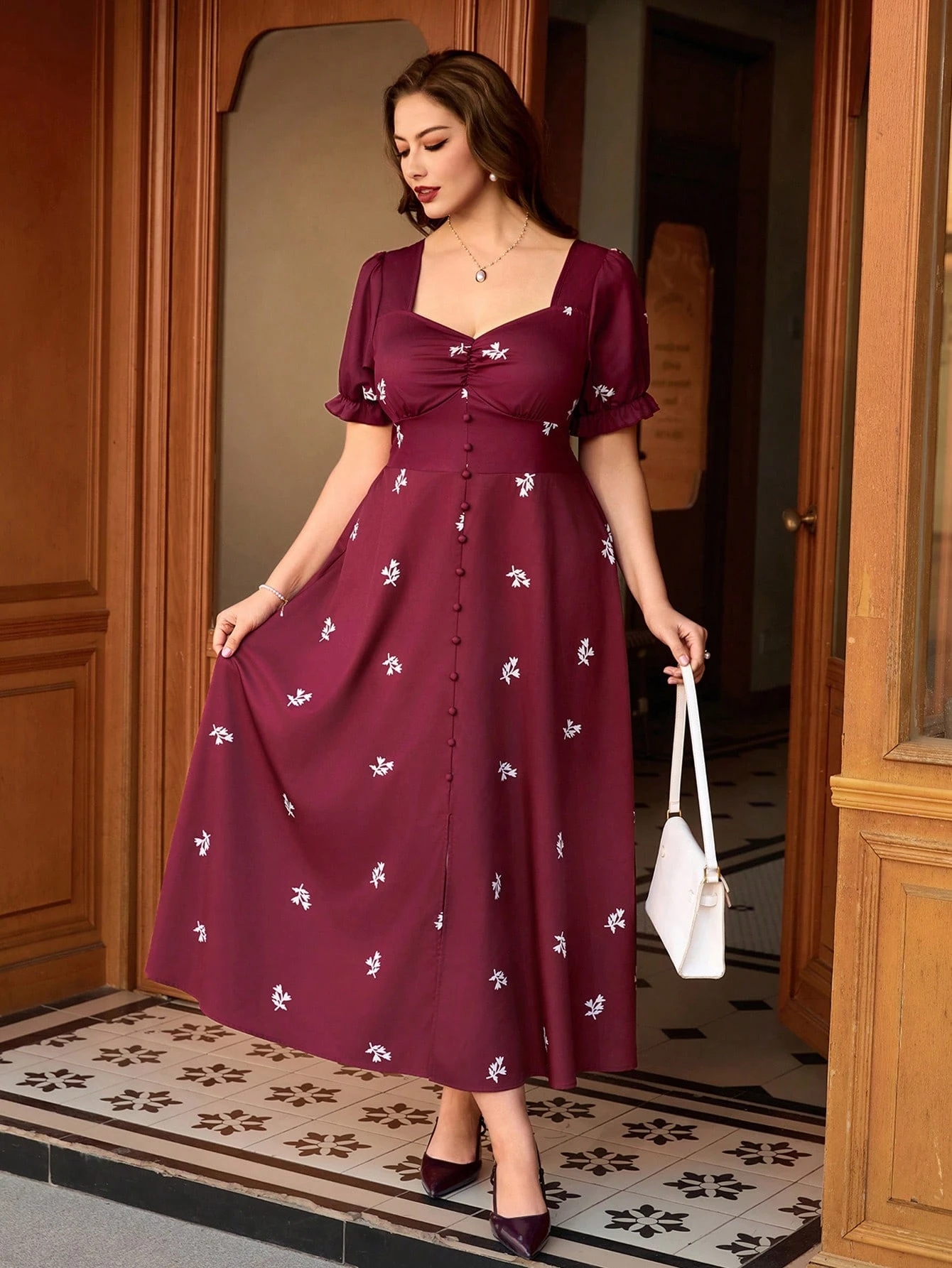 Robe vintage à manches évasées avec imprimé floral – Image 3