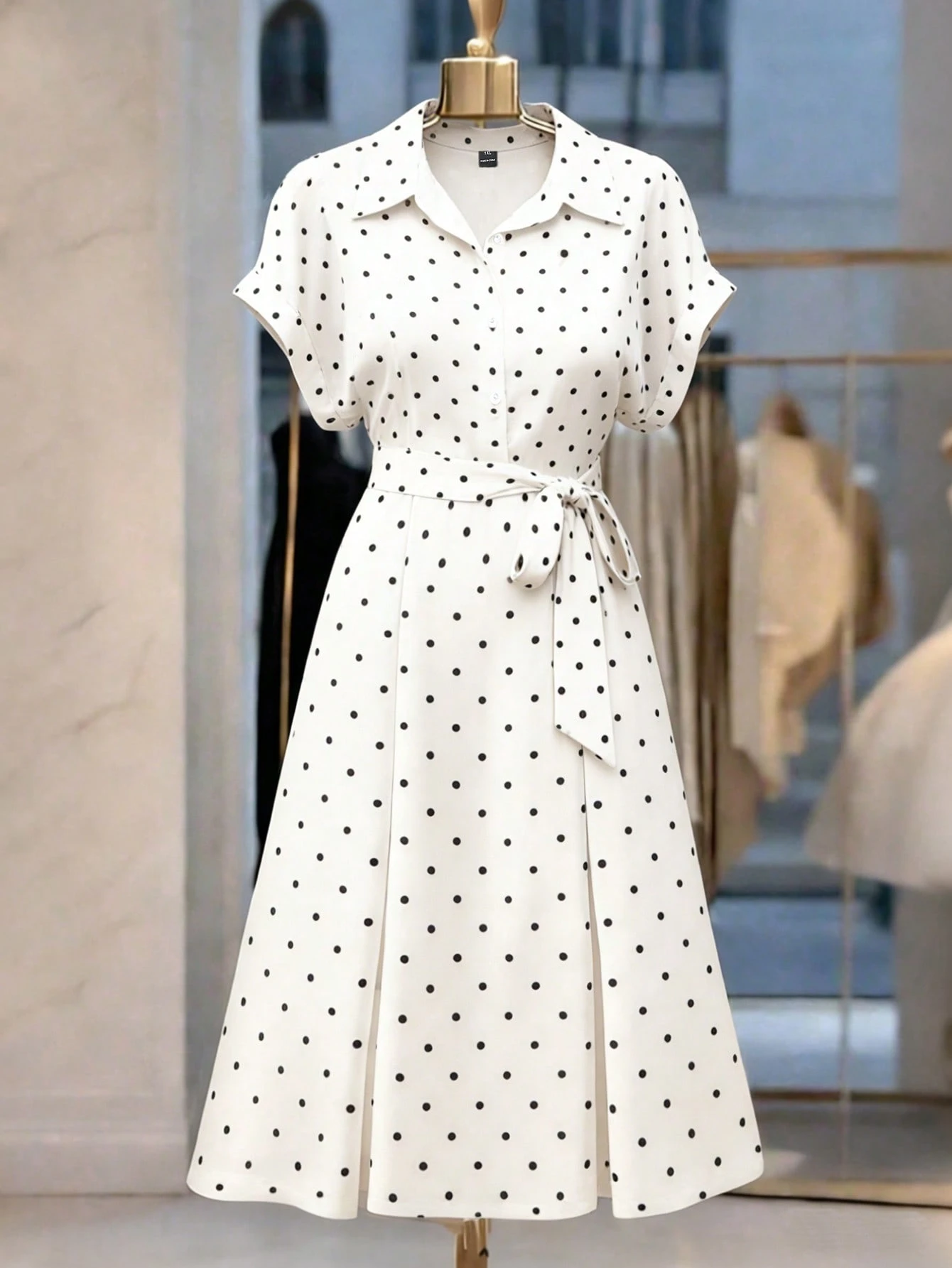 Robe chemise mi-longue à manches courtes, col ouvert, – Image 3