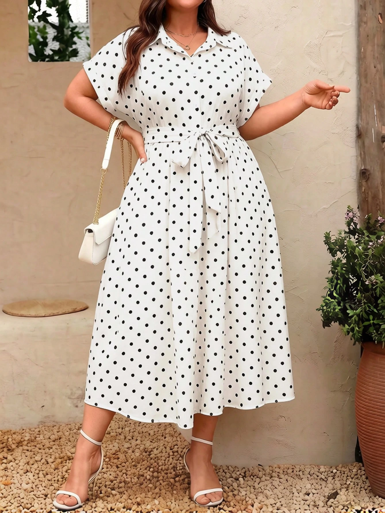Robe chemise mi-longue à manches courtes, col ouvert, – Image 8