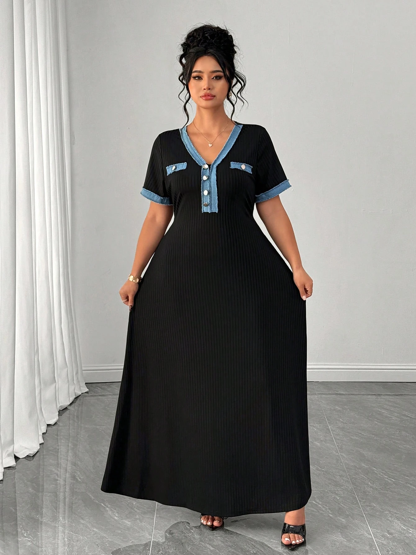 Robe en jean à volants à manches courtes – Image 4