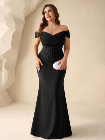Robe de demoiselle d'honneur de grande taille élégante,