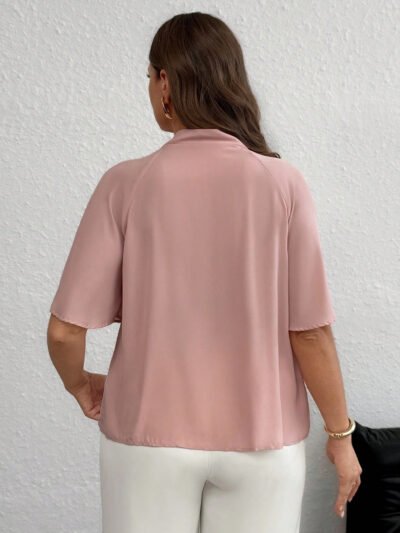 Alternative view of Chemise unie élégante Tie Neck