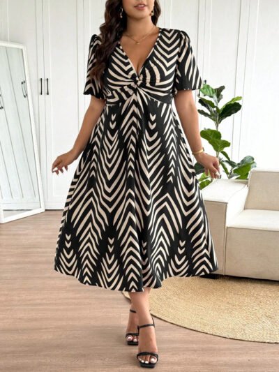 Robe élégante et décontractée à manches courtes avec col V