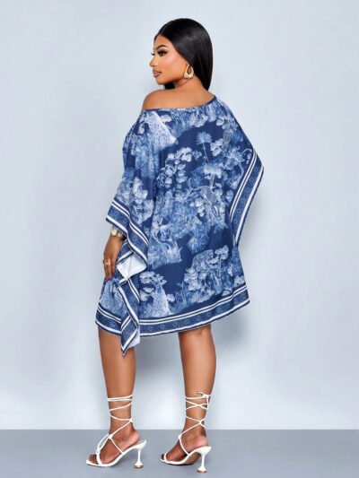Alternative view of Robe mi-longue à épaules asymétriques