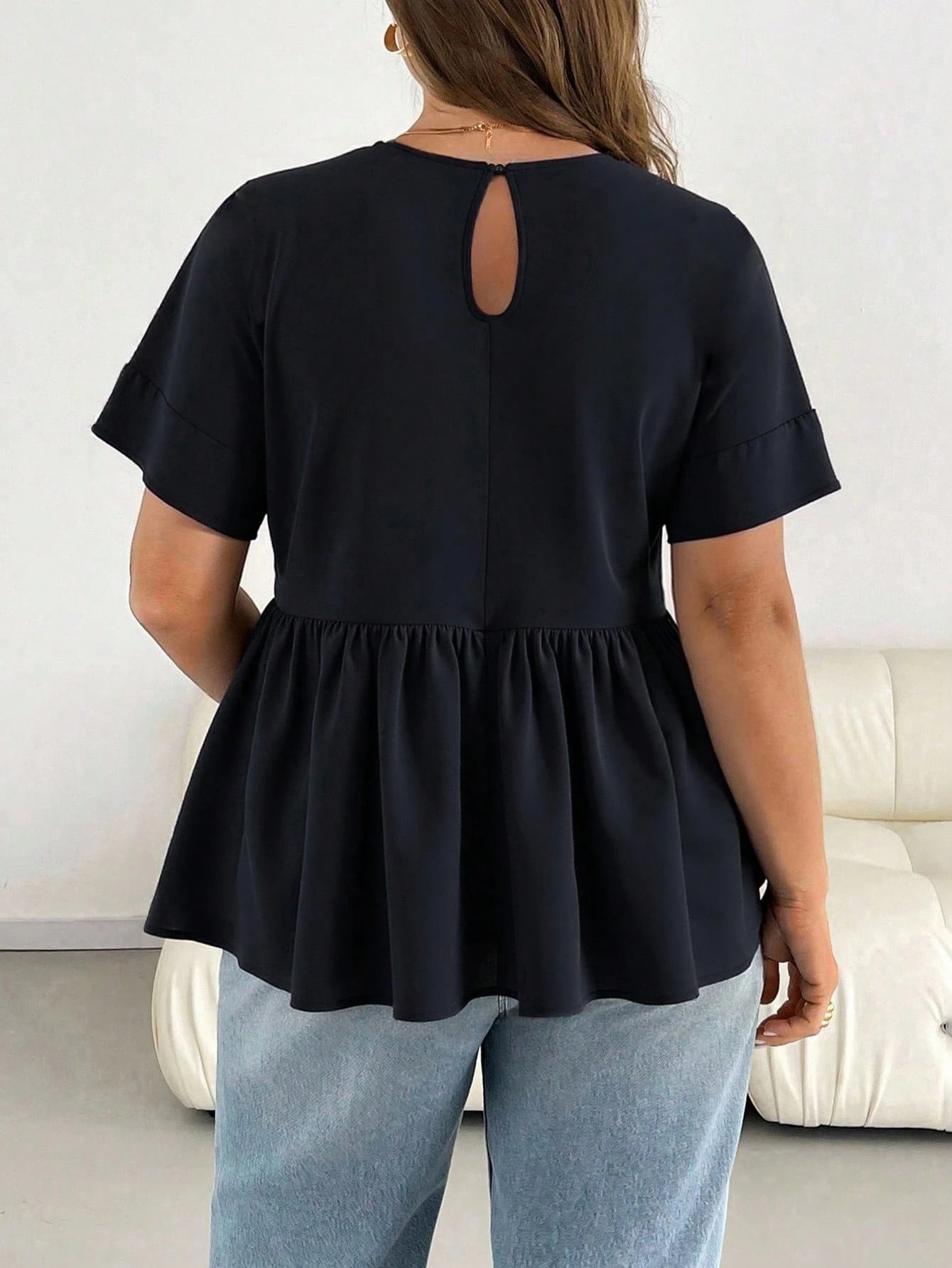 Chemise noire à manches courtes décontractée, ample et confortable – Image 2