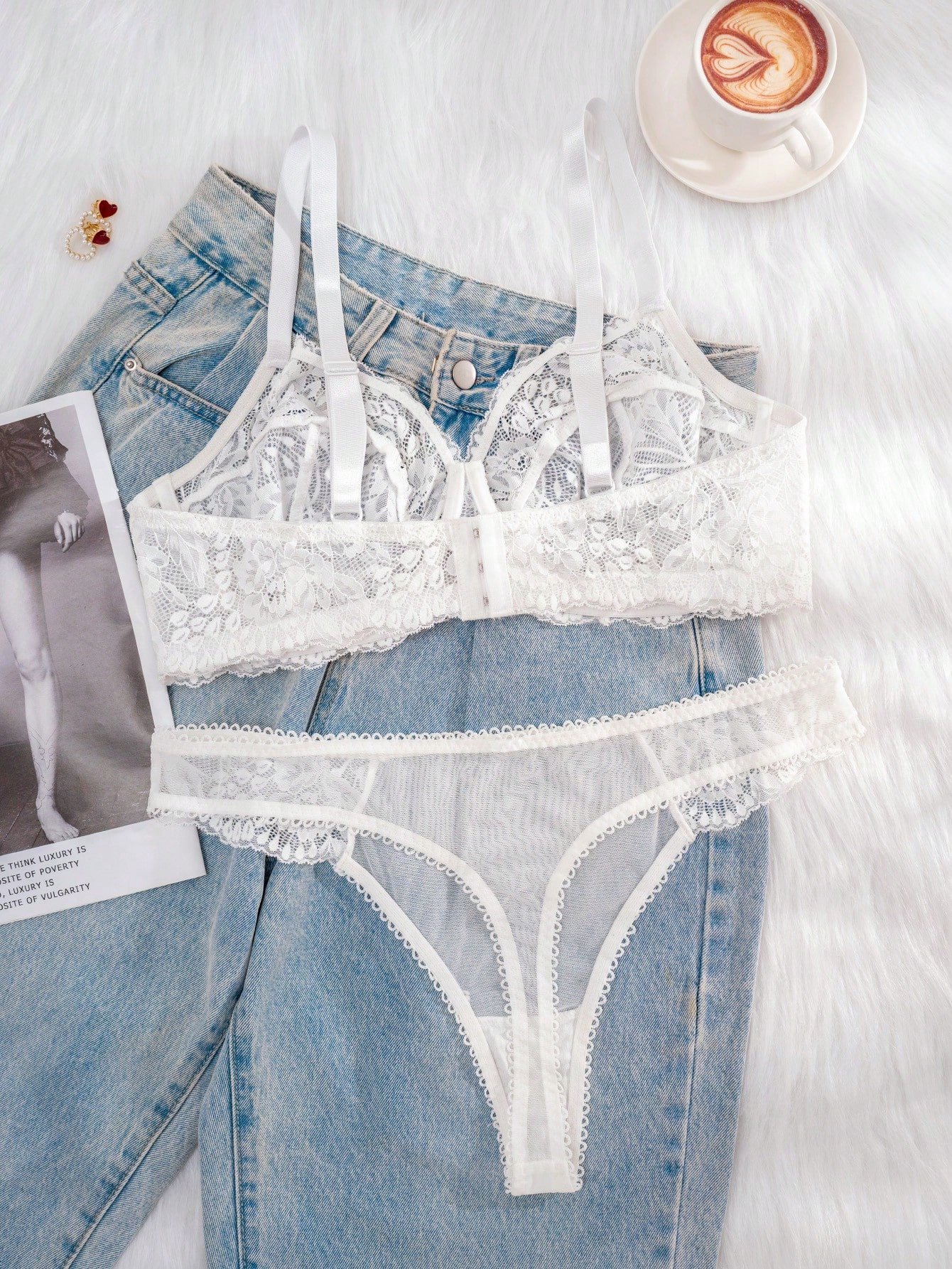Ensemble en dentelle blanche confortable et sexy – Image 2