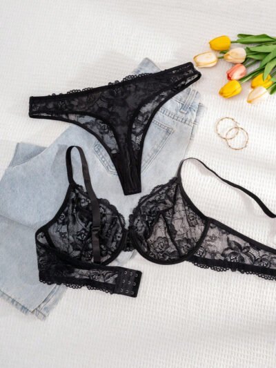 Alternative view of Ensemble de lingerie soutien-gorge et culotte sexy noir