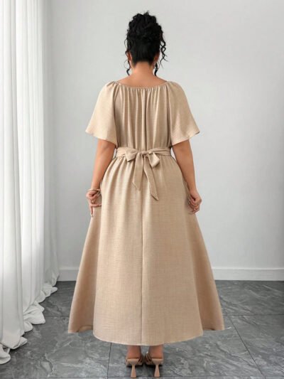 Alternative view of Robe élégante en bois creux  taille cintrée, robe trapèze. Robe beige, robe marron clair