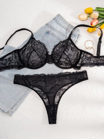 Ensemble de lingerie soutien-gorge et culotte sexy noir