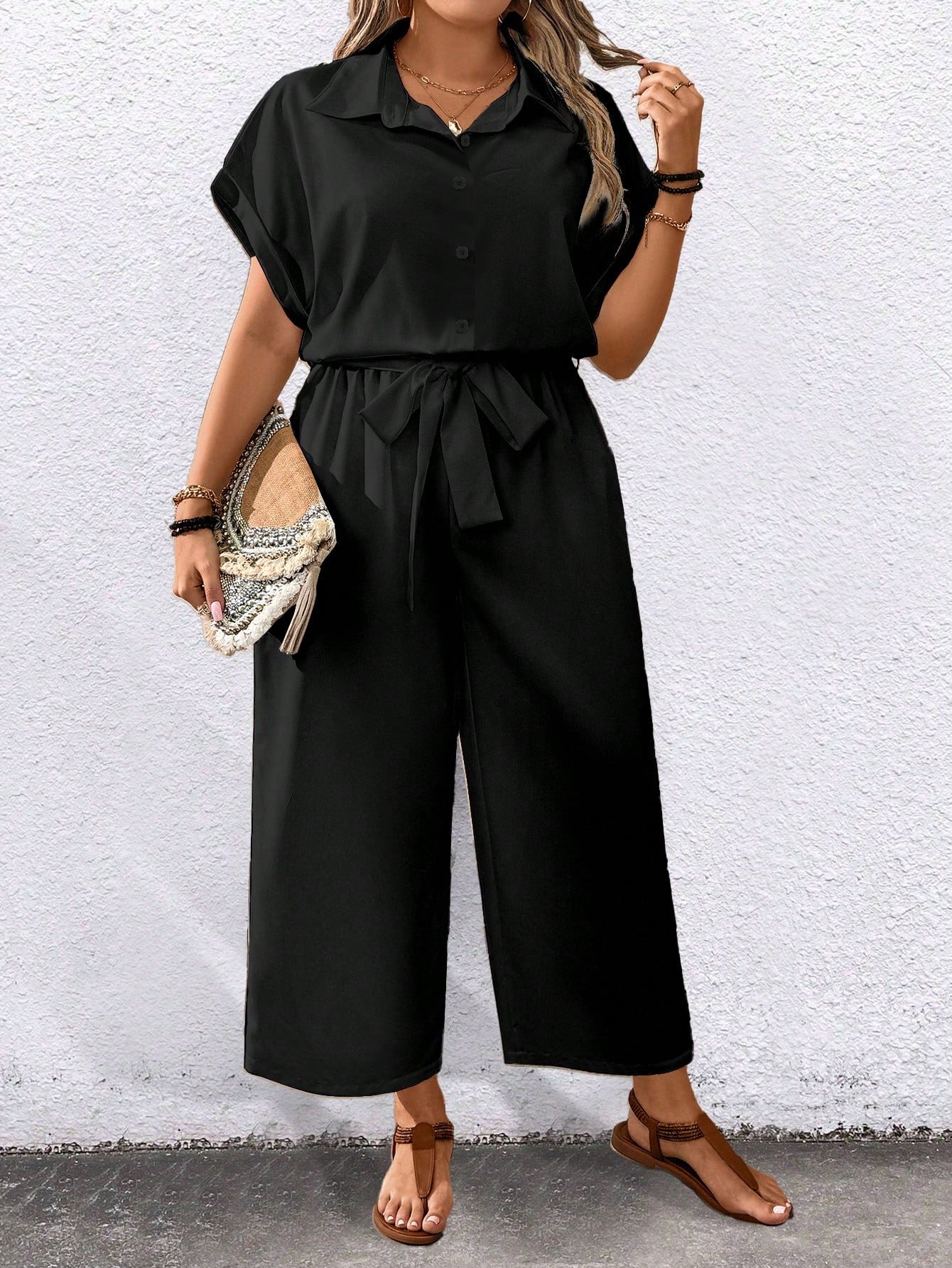 Combinaison casual col à revers, manches courtes, avec ceinture et poches, de couleur unie