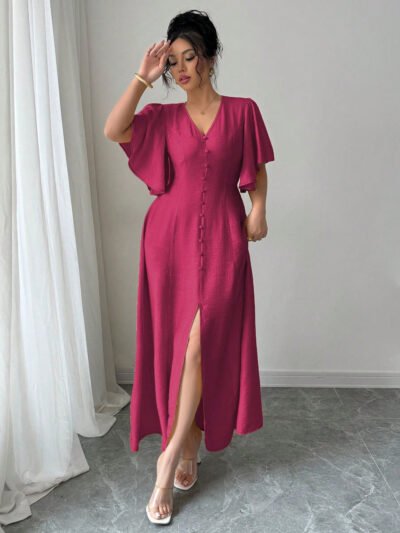 Robe longue élégante rose fuchsia coupe A avec col V, manches mi-longues à volants et fente à la cuisse