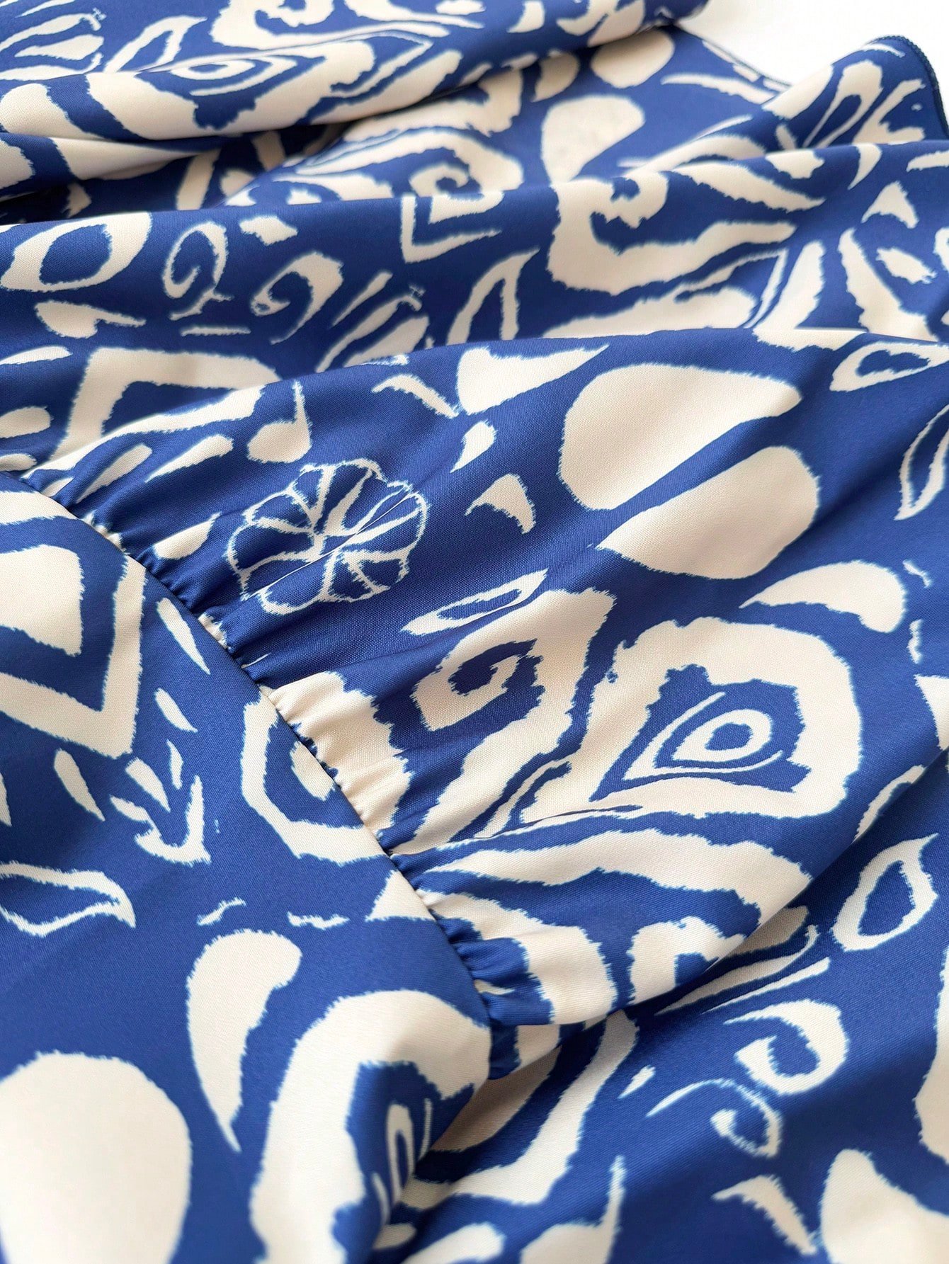 Robe maxi bohème bleue à imprimé aléatoire – Image 7
