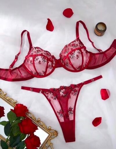 Ensemble de lingerie soutien-gorge et culotte sexy rouge cerise