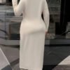 Robe droite à manches longues à poche avec col à revers – Image 3