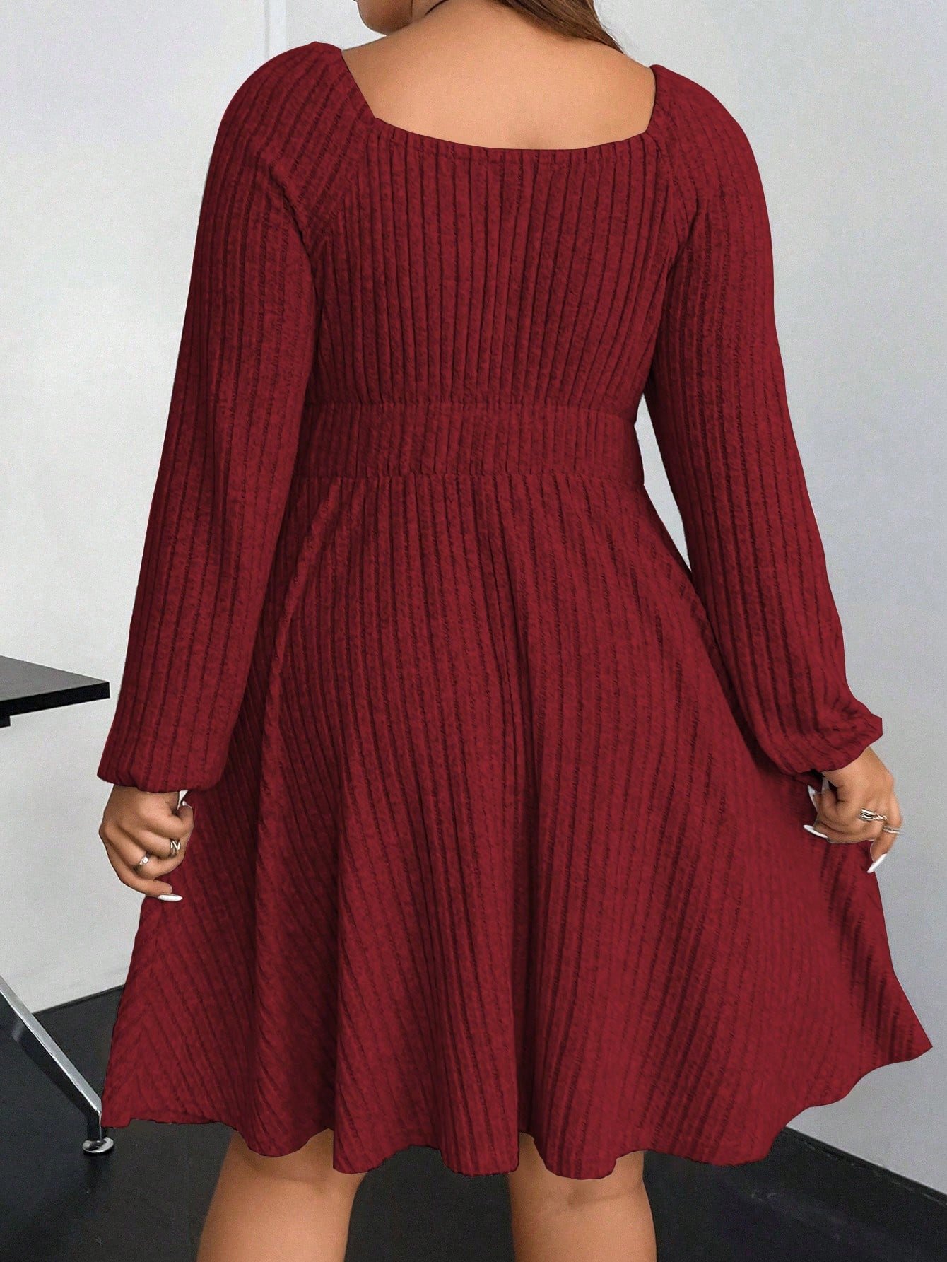 Robe à manches lanternes en matière douce – Image 2