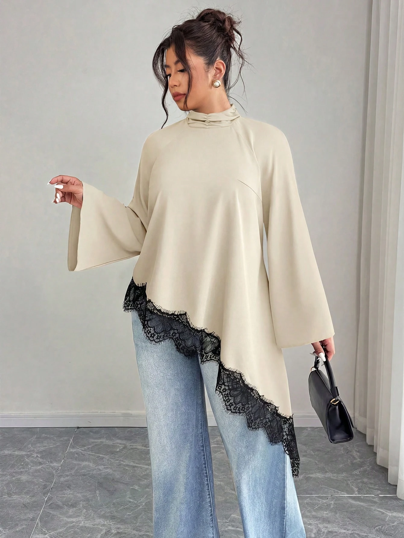 Haut en dentelle – Image 5
