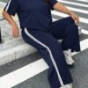 Ensemble 2 pièces de t-shirt à manches courtes rayé et pantalon décontracté – Image 3