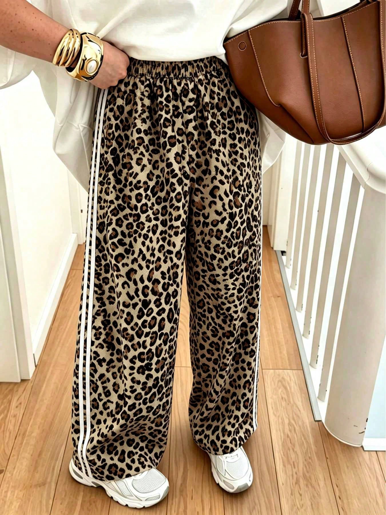Pantalon droit imprimé léopard