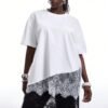 T-shirt ample à manches courtes avec ourlet asymétrique en dentelle – Image 3
