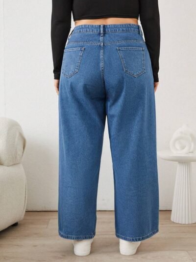 Alternative view of Jeans