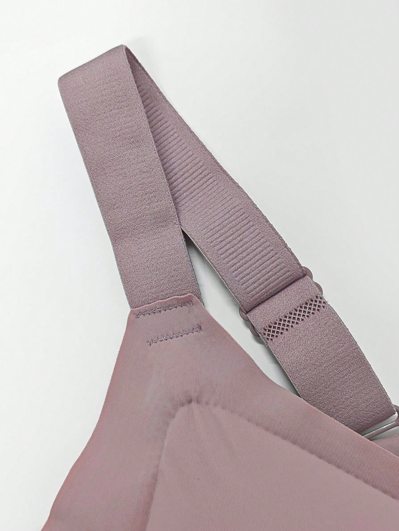 Soutien-gorge sans armature avec touché peau – Image 6