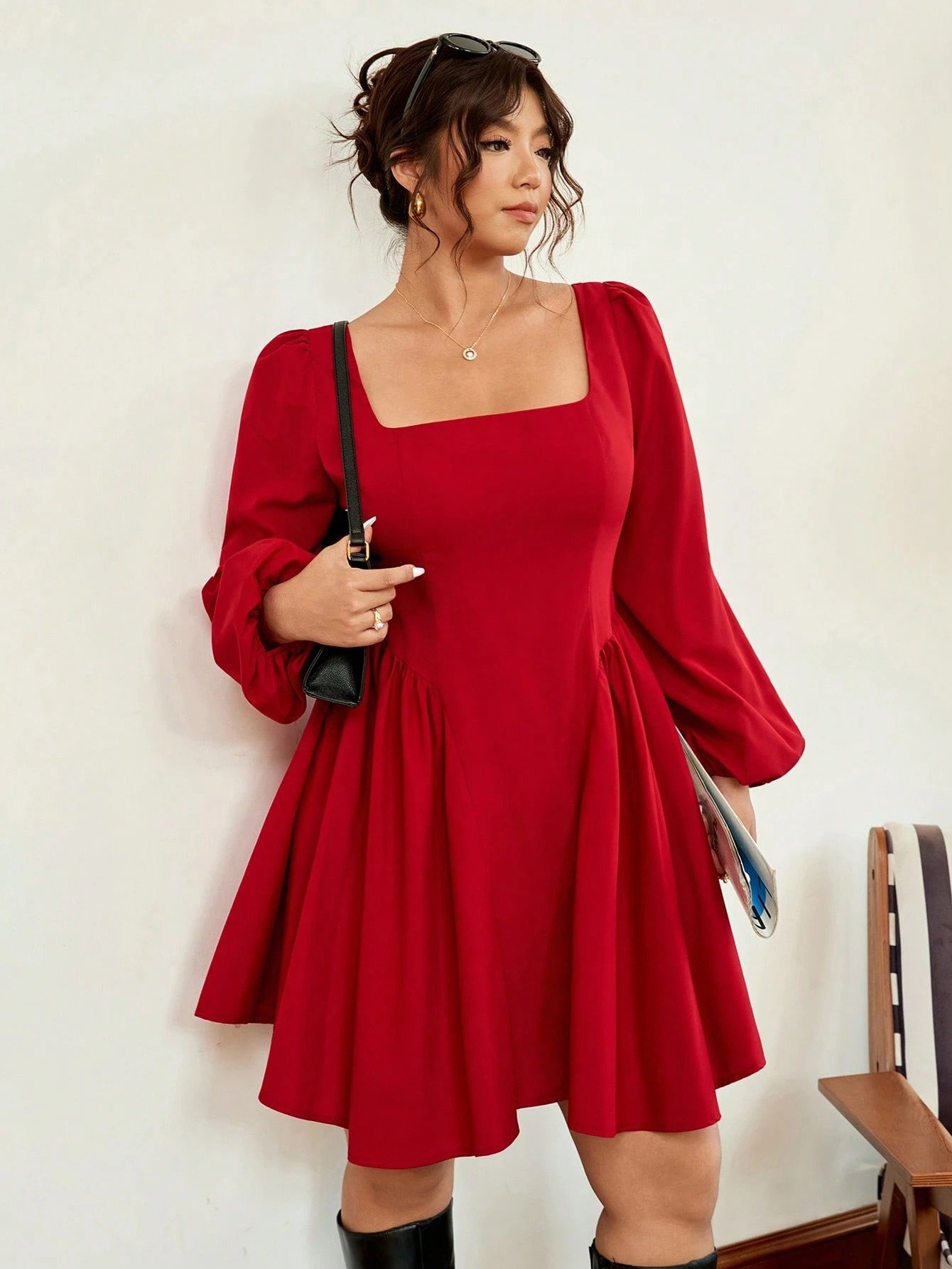 Robe courte col carré, manches lanterne, taille cintrée, ourlet évasé, élégante – Image 6