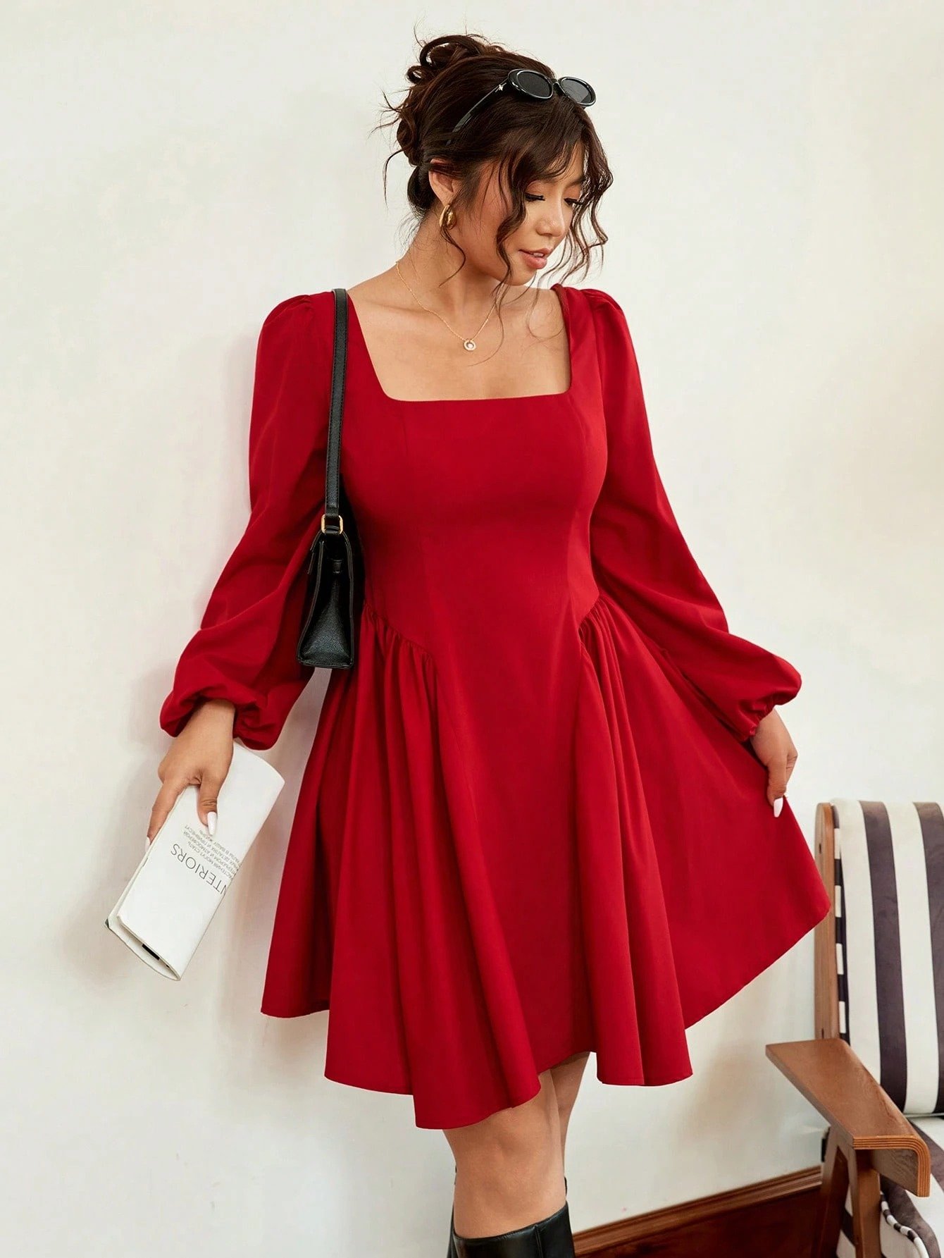 Robe courte col carré, manches lanterne, taille cintrée, ourlet évasé, élégante – Image 7