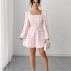 Robe élégante à col rond avec décoration de boutons et taille évasée – Image 8